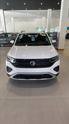 VOLKSWAGEN T-CROSS 1.0 200 TSI TOTAL FLEX AUTOMÁTICO
